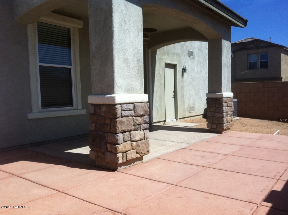 167 W Paseo Celestial