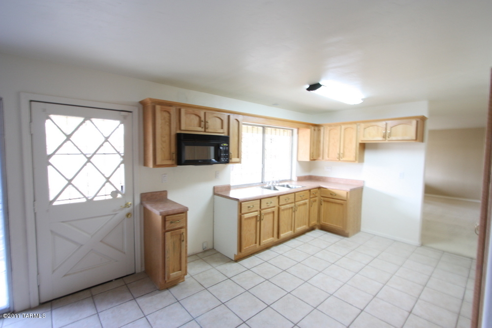 3260 W Utah Street