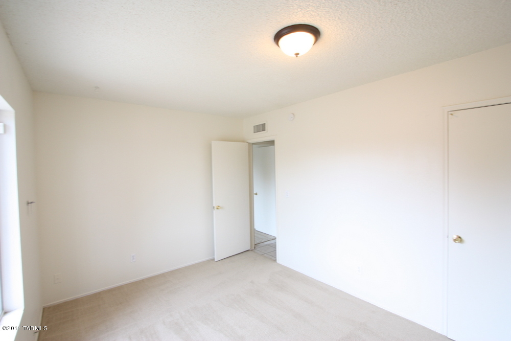 3260 W Utah Street