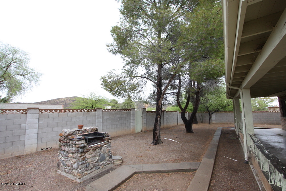 3260 W Utah Street
