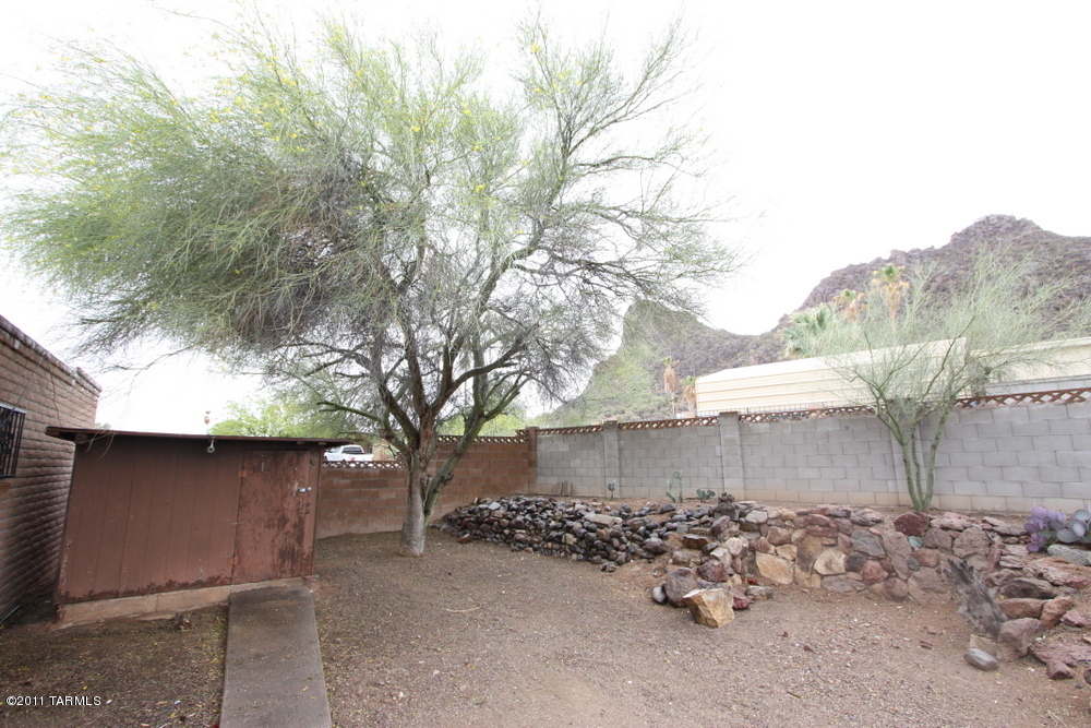 3260 W Utah Street