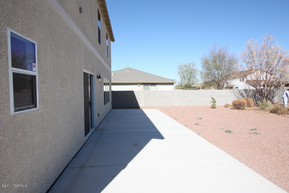 4948 W Calle Don Roberto
