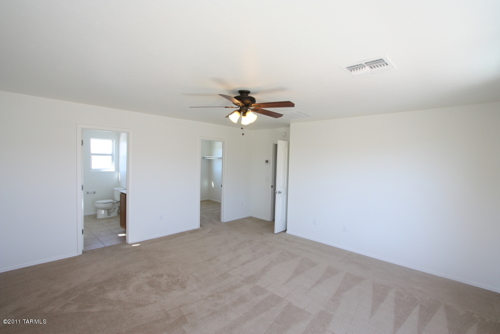 4948 W Calle Don Roberto
