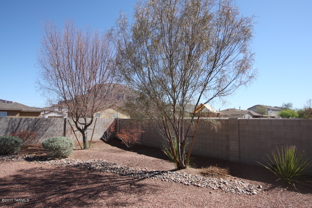 4948 W Calle Don Roberto