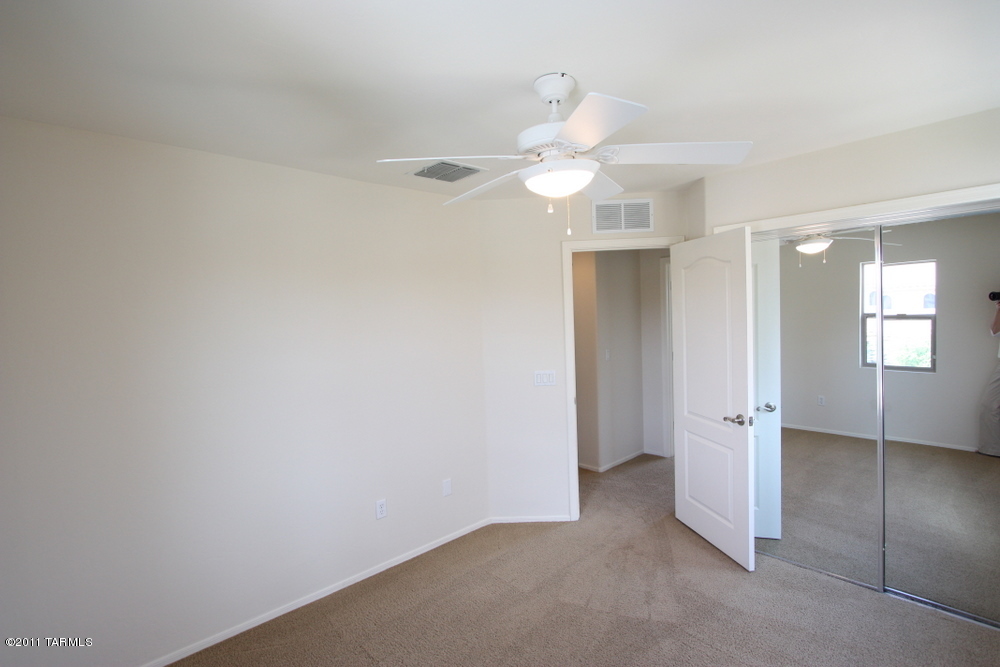 1599 W Homecoming Way