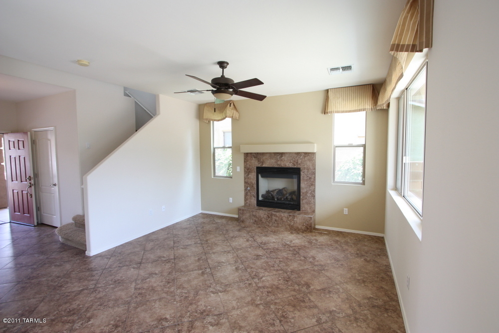 1599 W Homecoming Way