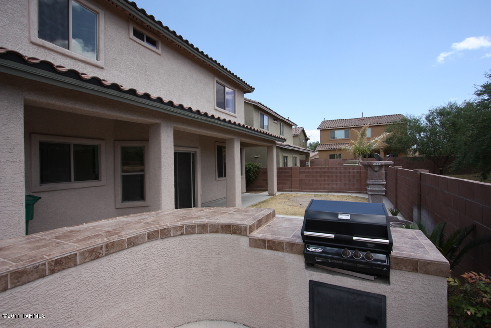 1599 W Homecoming Way
