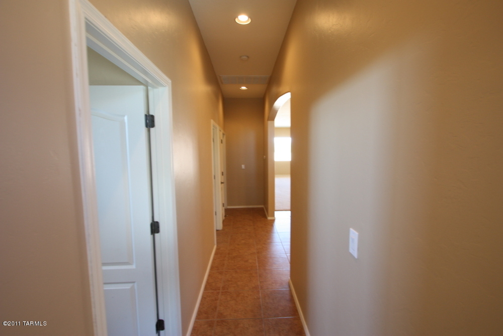 7106 W Autumn Gold Court