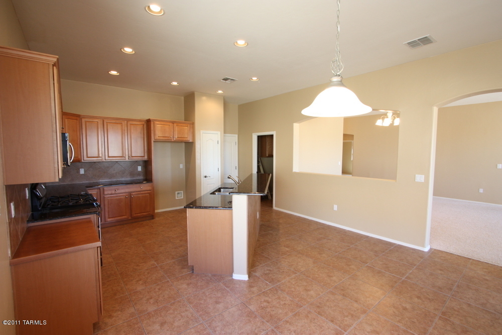 7106 W Autumn Gold Court