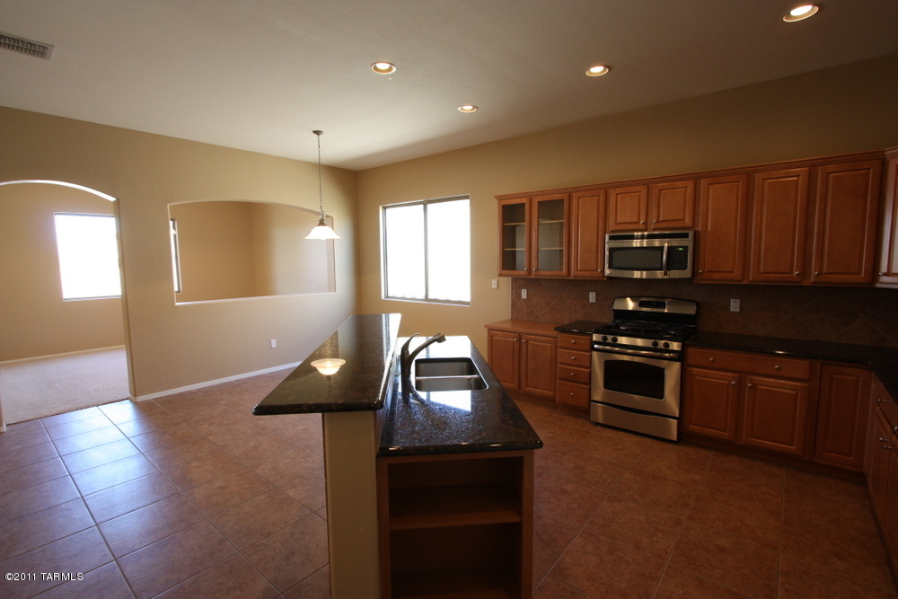 7106 W Autumn Gold Court