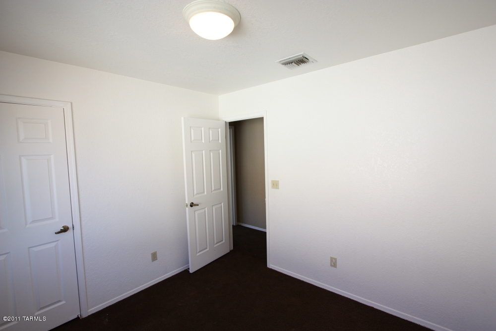 4707 W Lessing Lane