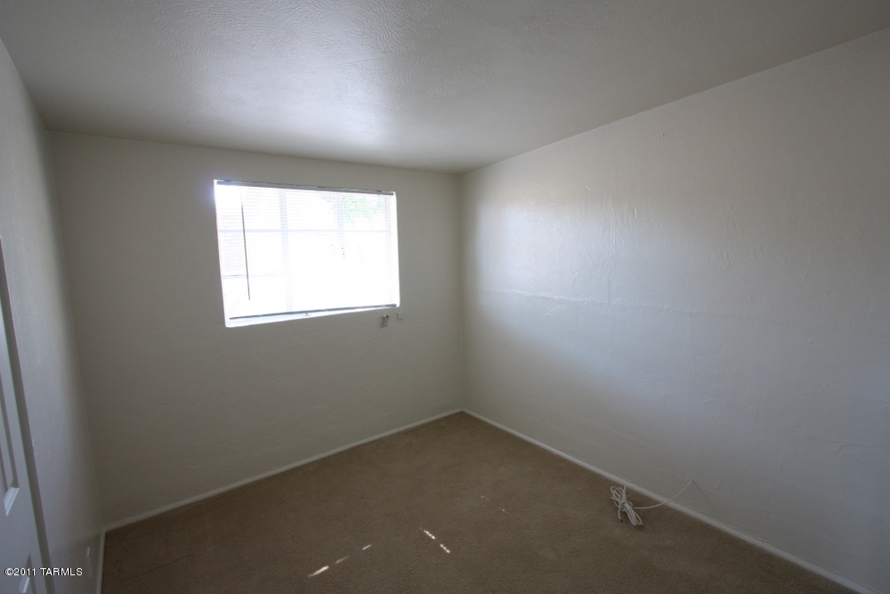 26 E Corona Road