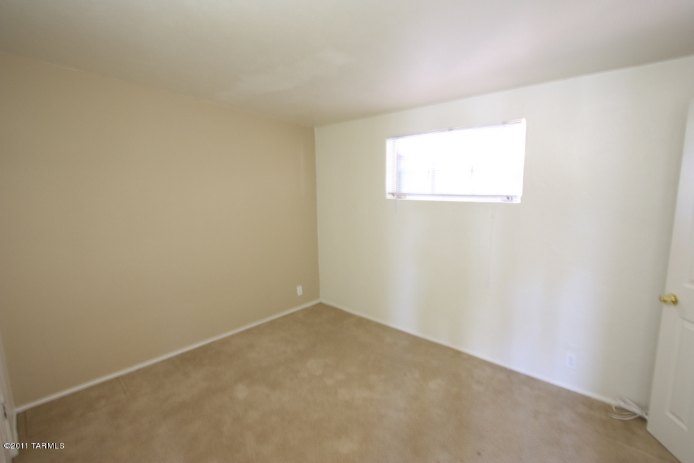 26 E Corona Road