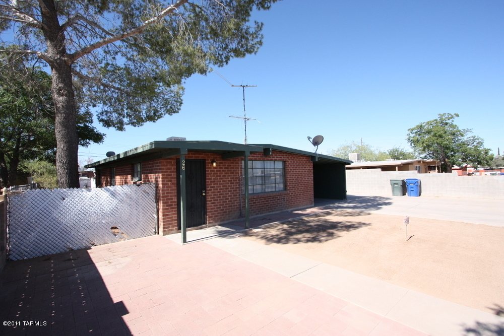 26 E Corona Road