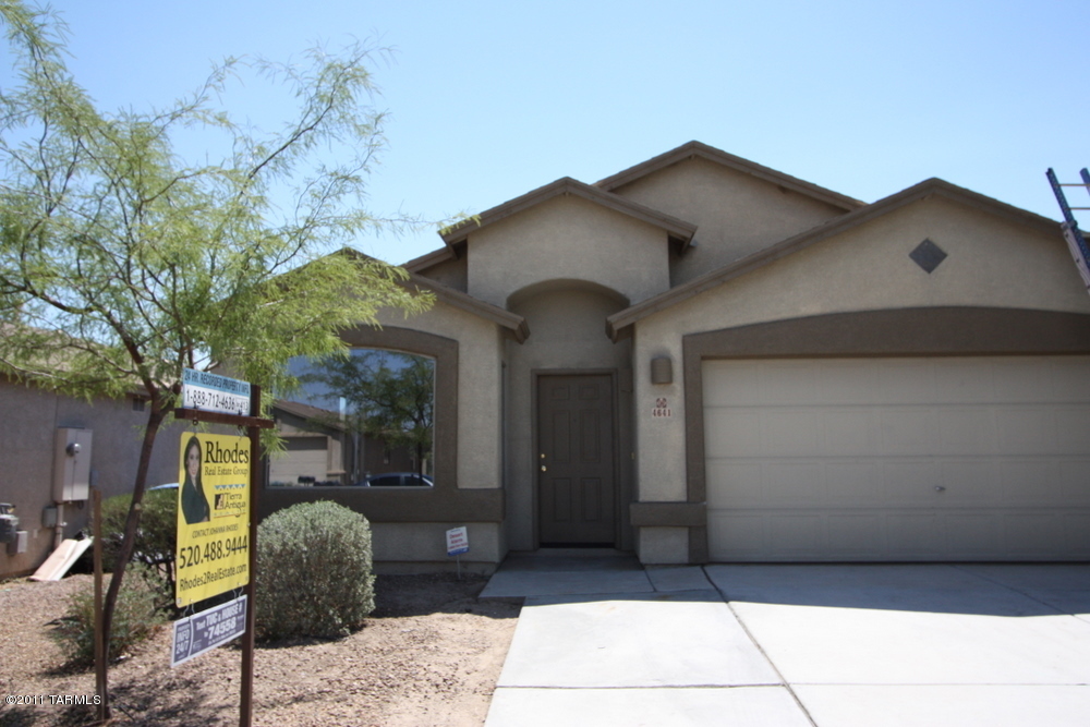 4641 S Paseo Rio Bravo