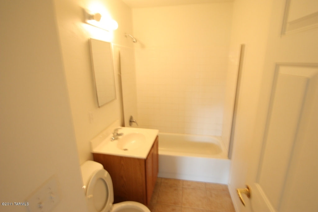 350 N Silverbell Road Unit: 126