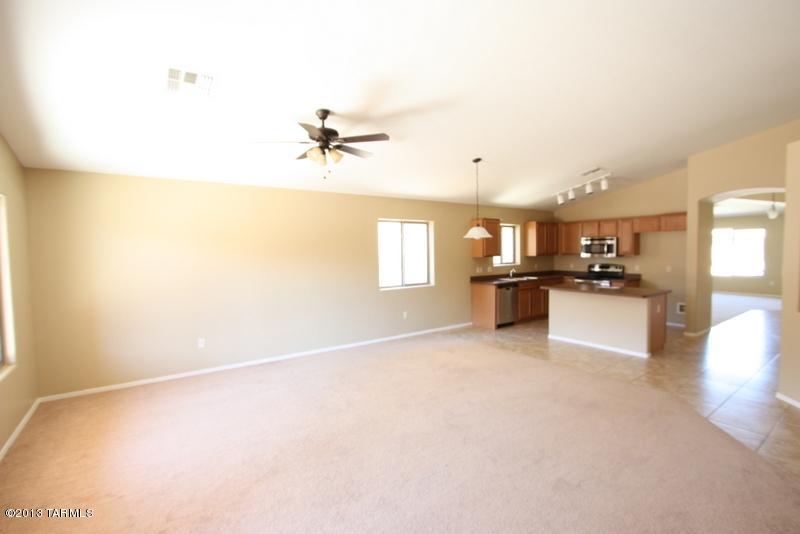 219 W Calle Patio Lindo