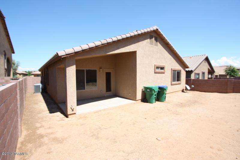 219 W Calle Patio Lindo