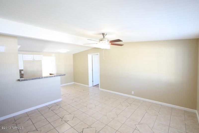6434 E Calle Altair