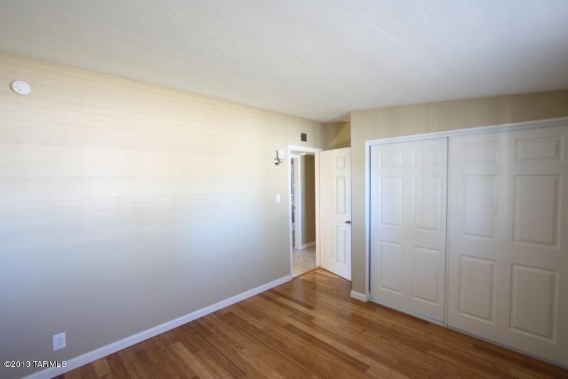6434 E Calle Altair
