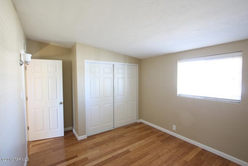 6434 E Calle Altair
