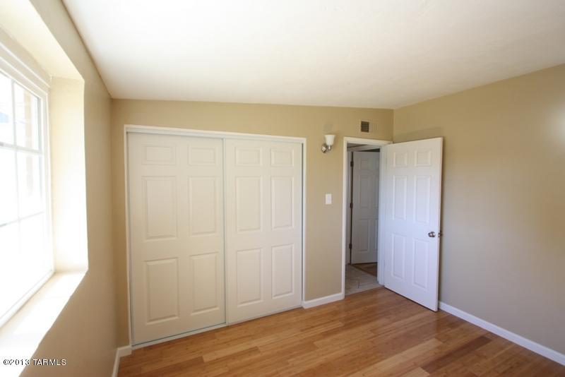 6434 E Calle Altair