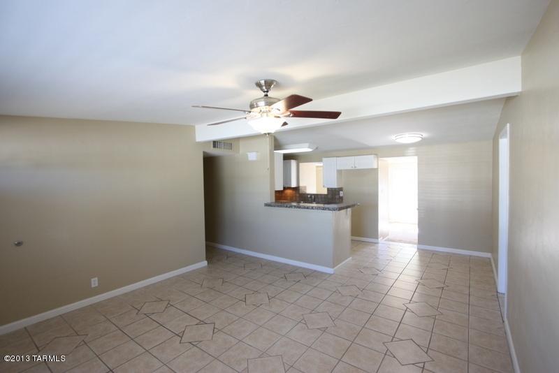 6434 E Calle Altair