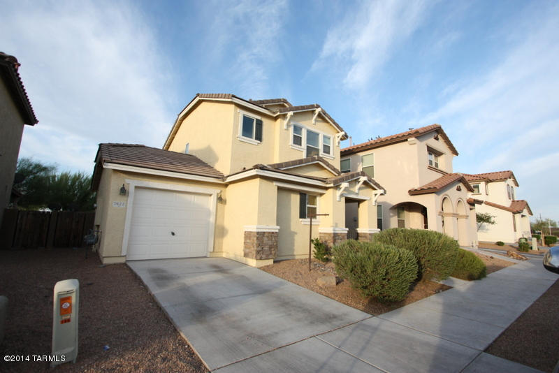 7622 E Desert Overlook Drive