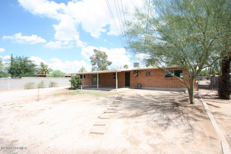 2230 S Calle Yucatan