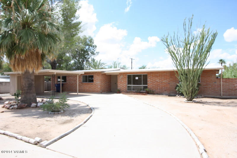 2230 S Calle Yucatan