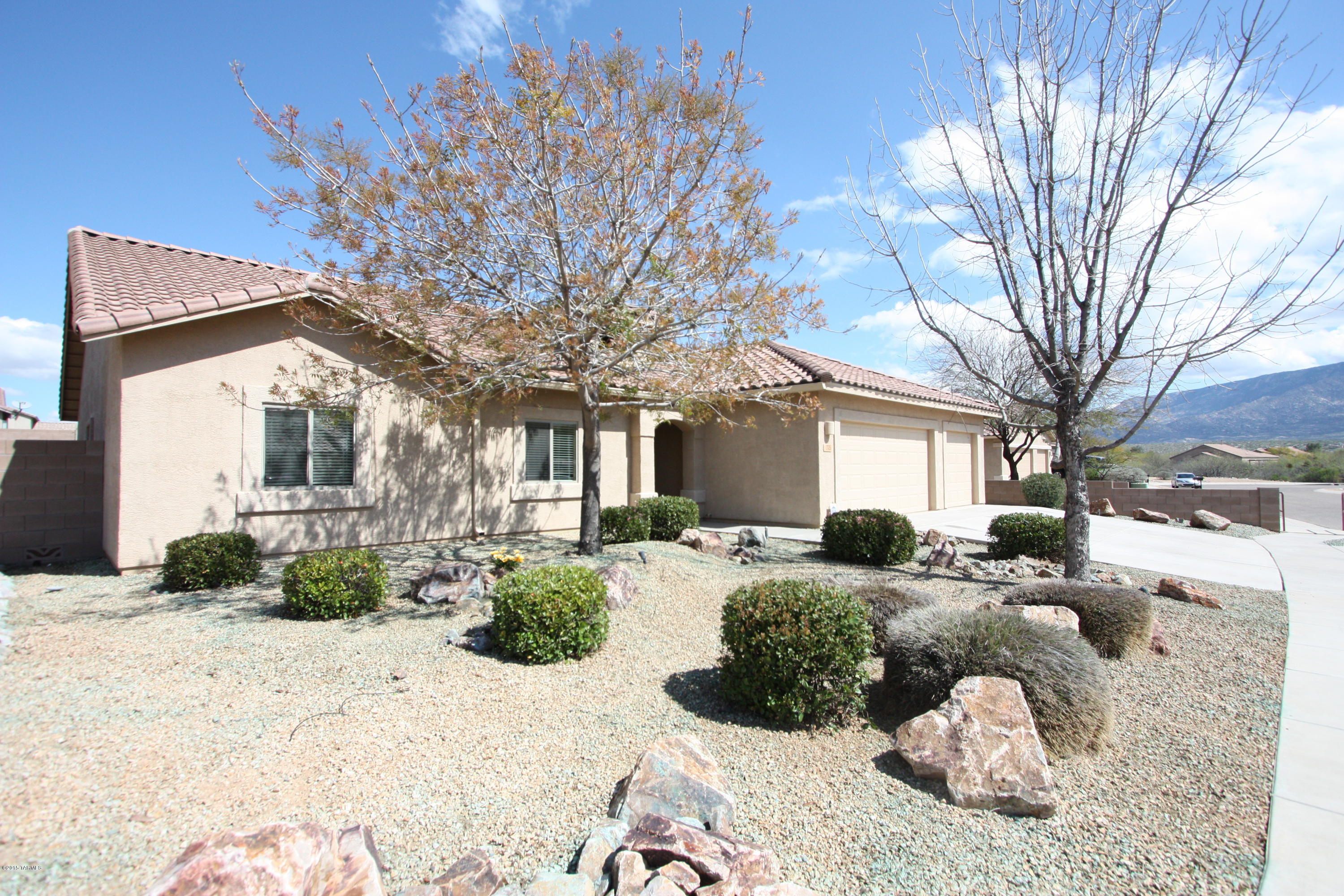 3725 E Northern Dancer Road