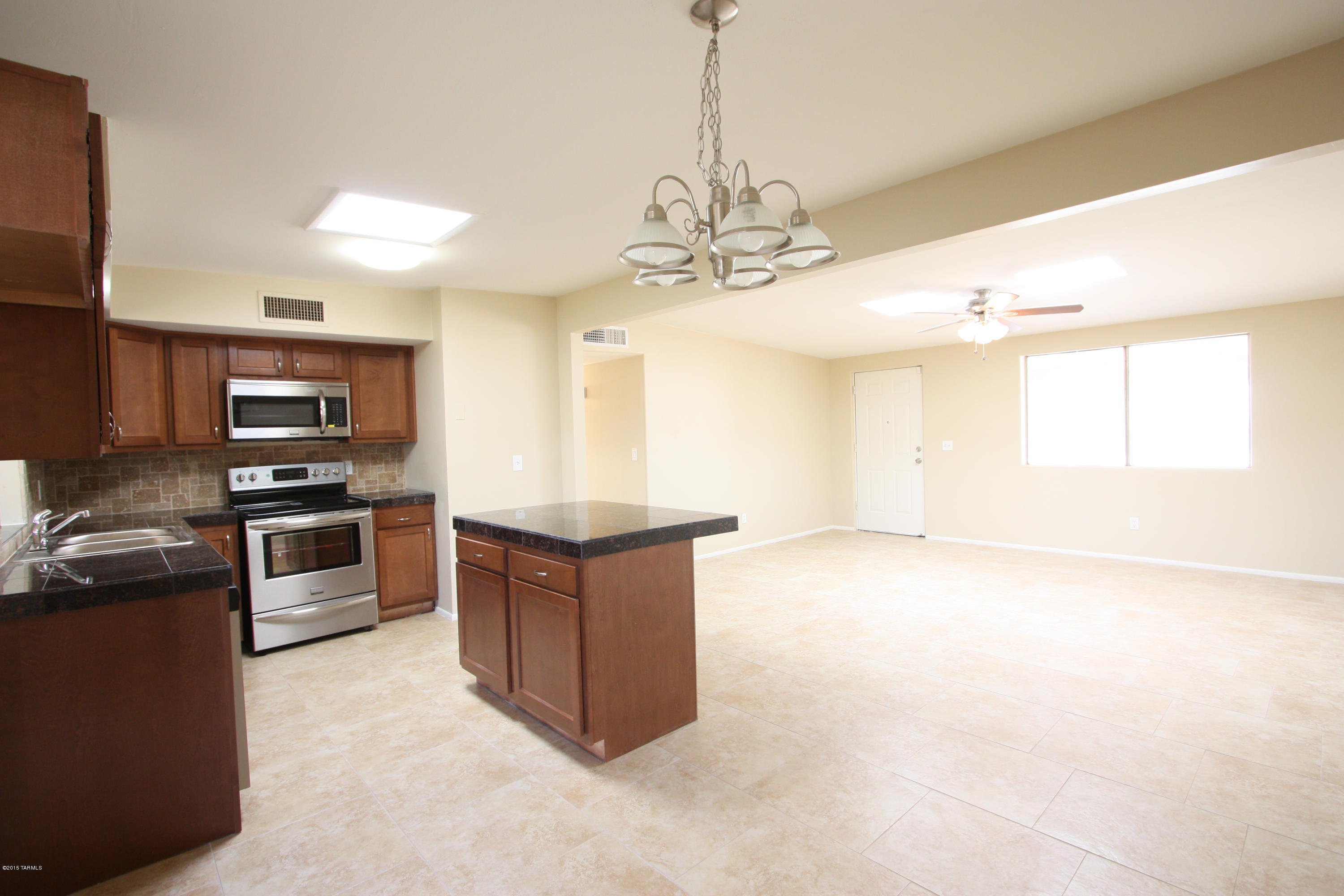 8464 E Ruby Drive