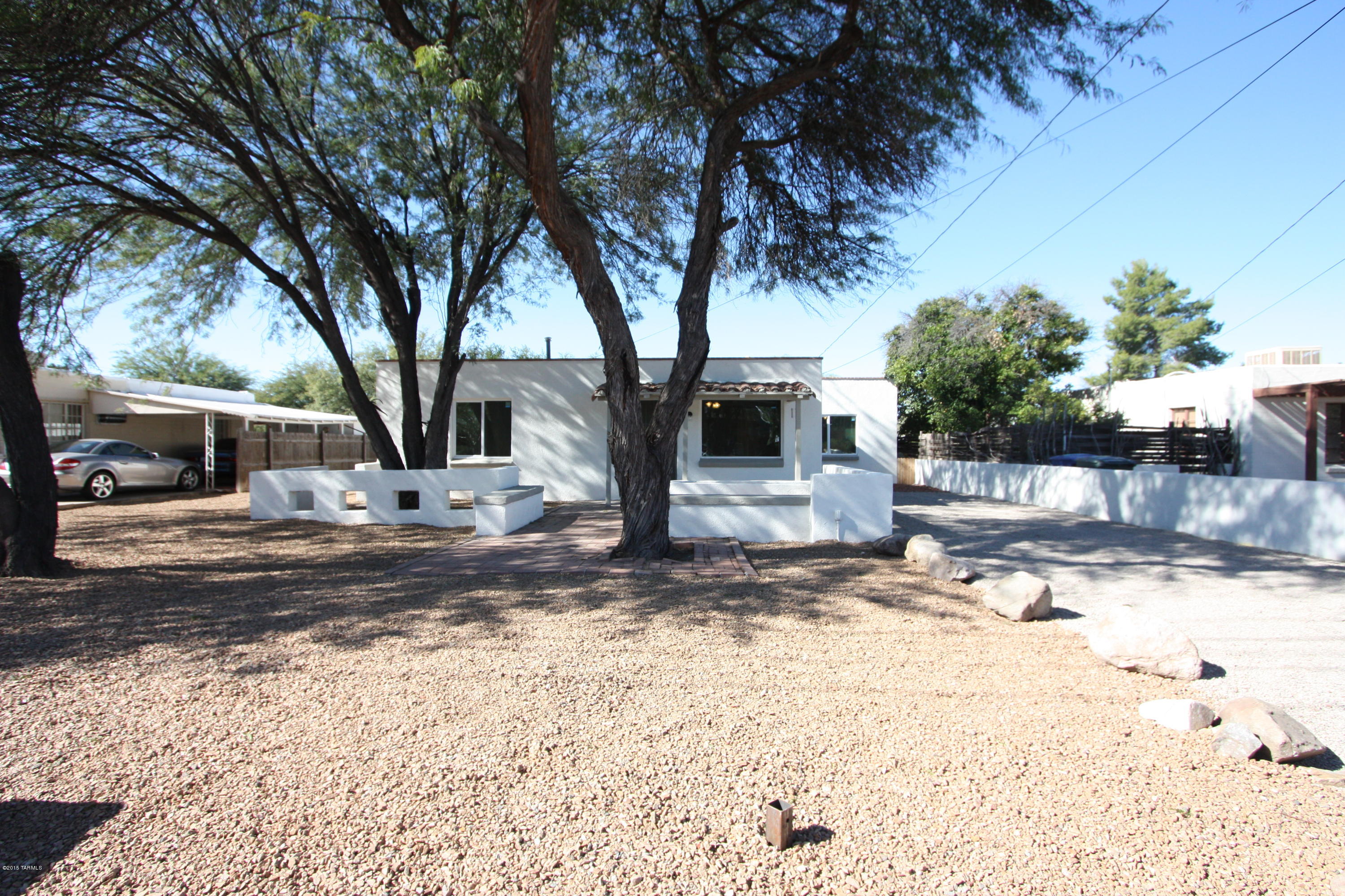 2717 N Richey Boulevard