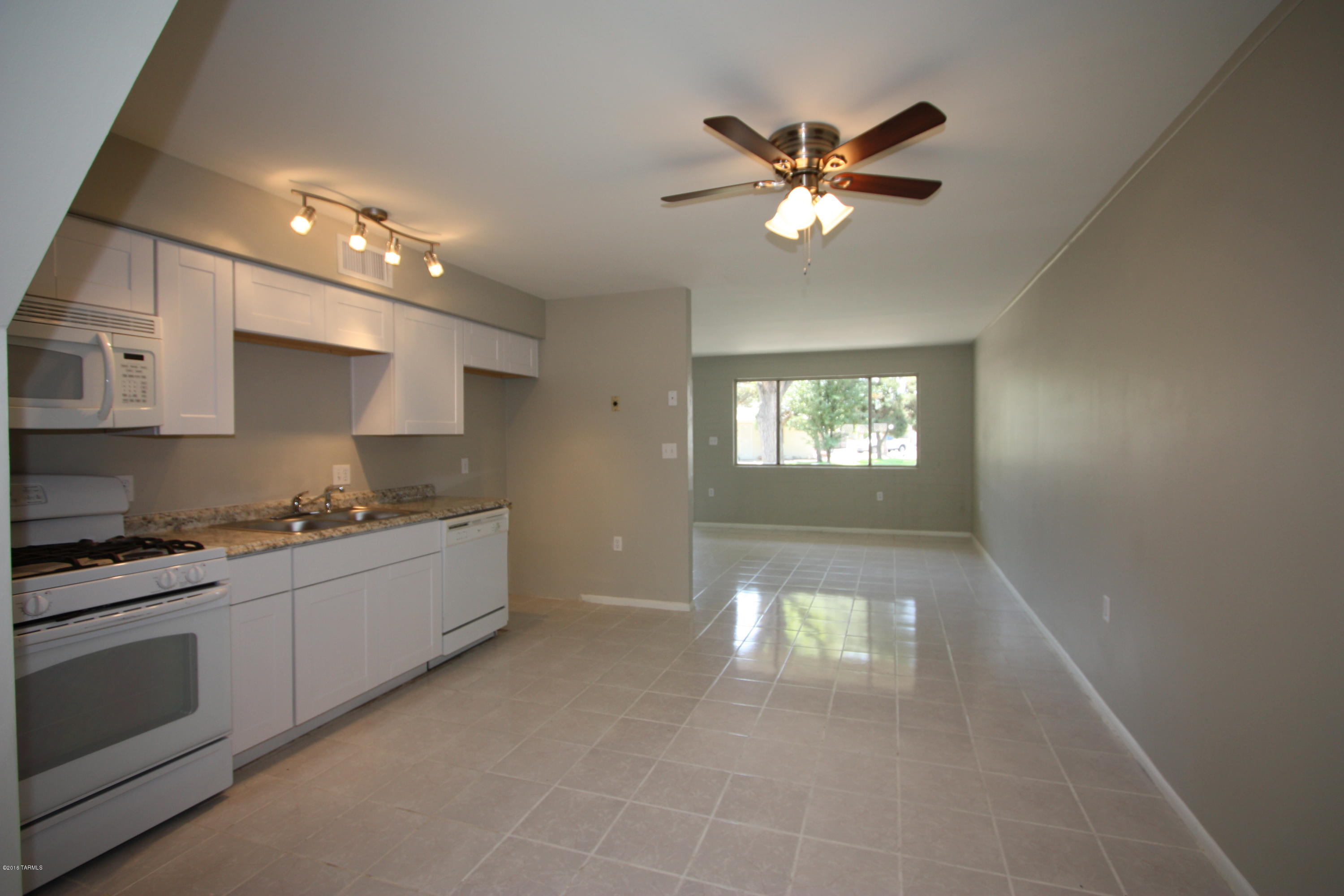 394 N Silverbell Road