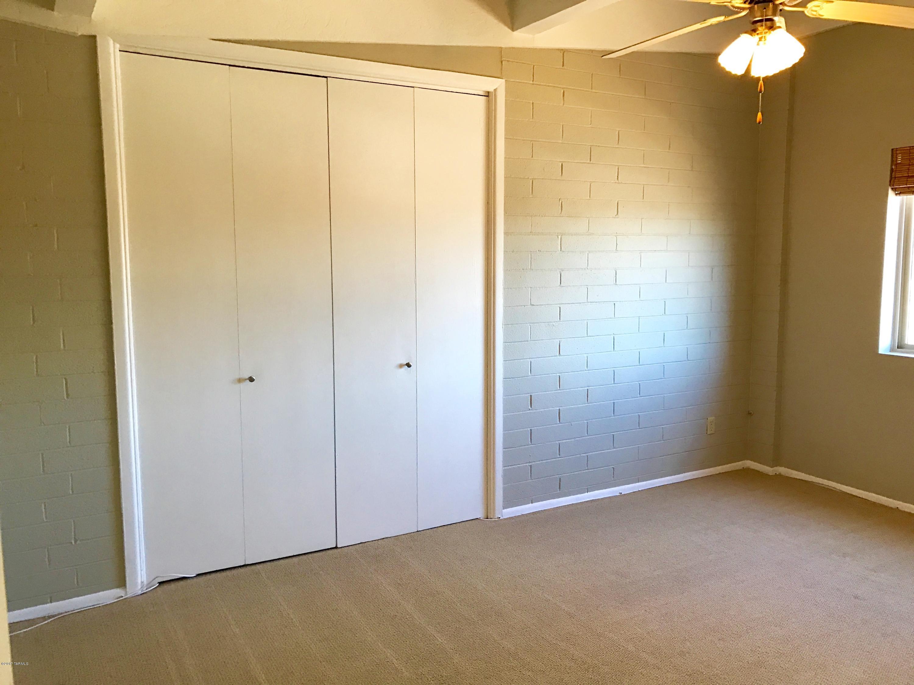 2525 N Alvernon Unit: F6