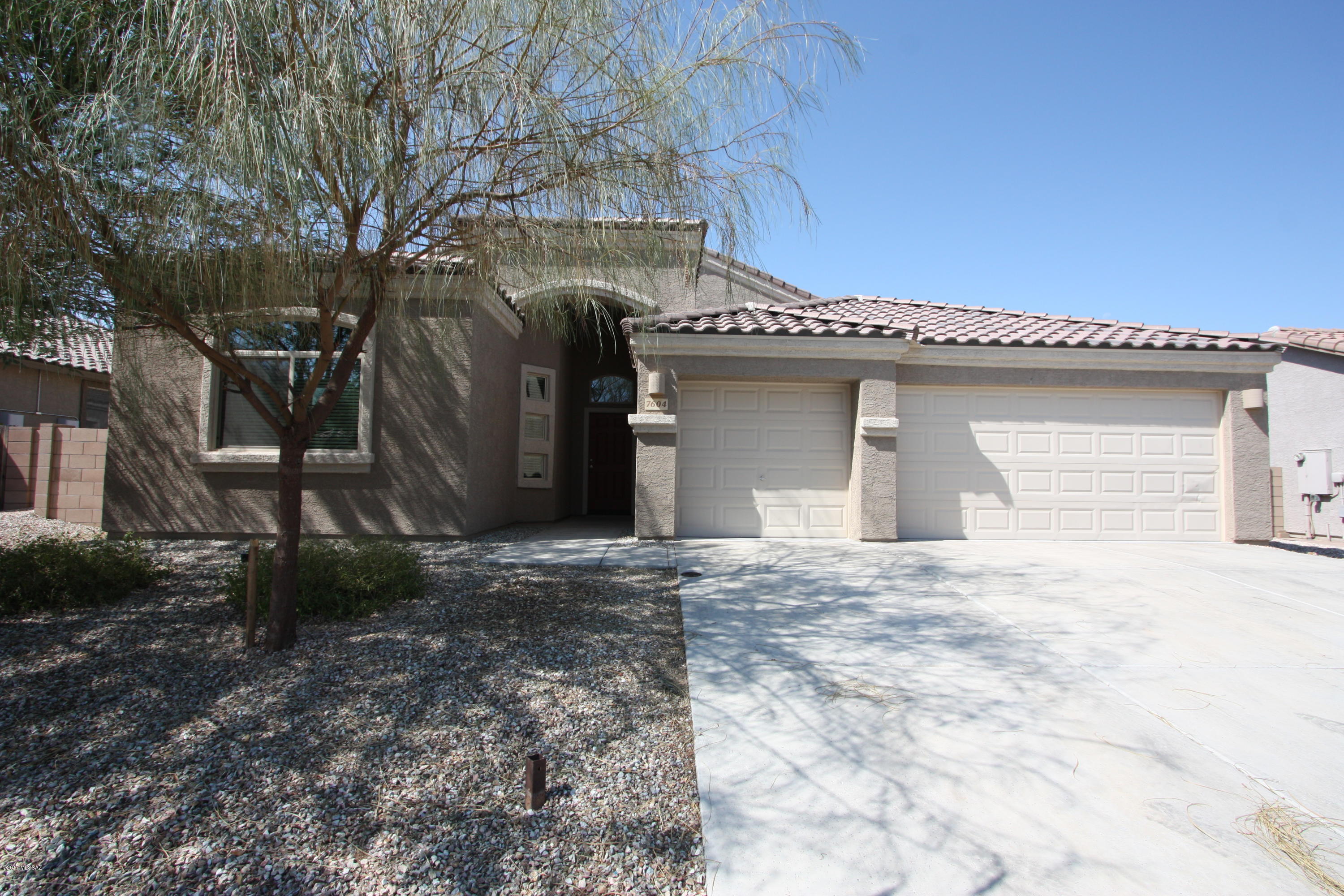 7604 S Evening Wind Drive