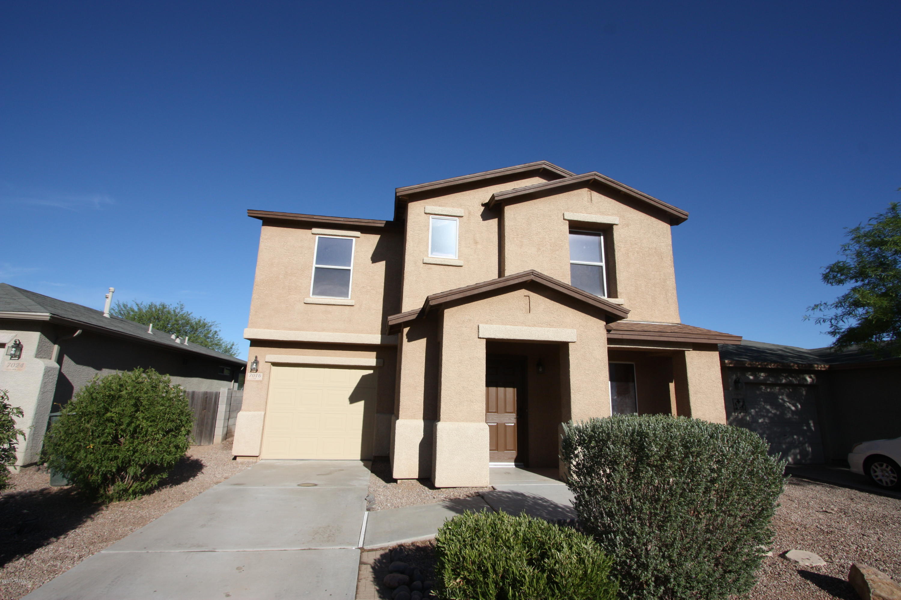 7016 S Gull Lane