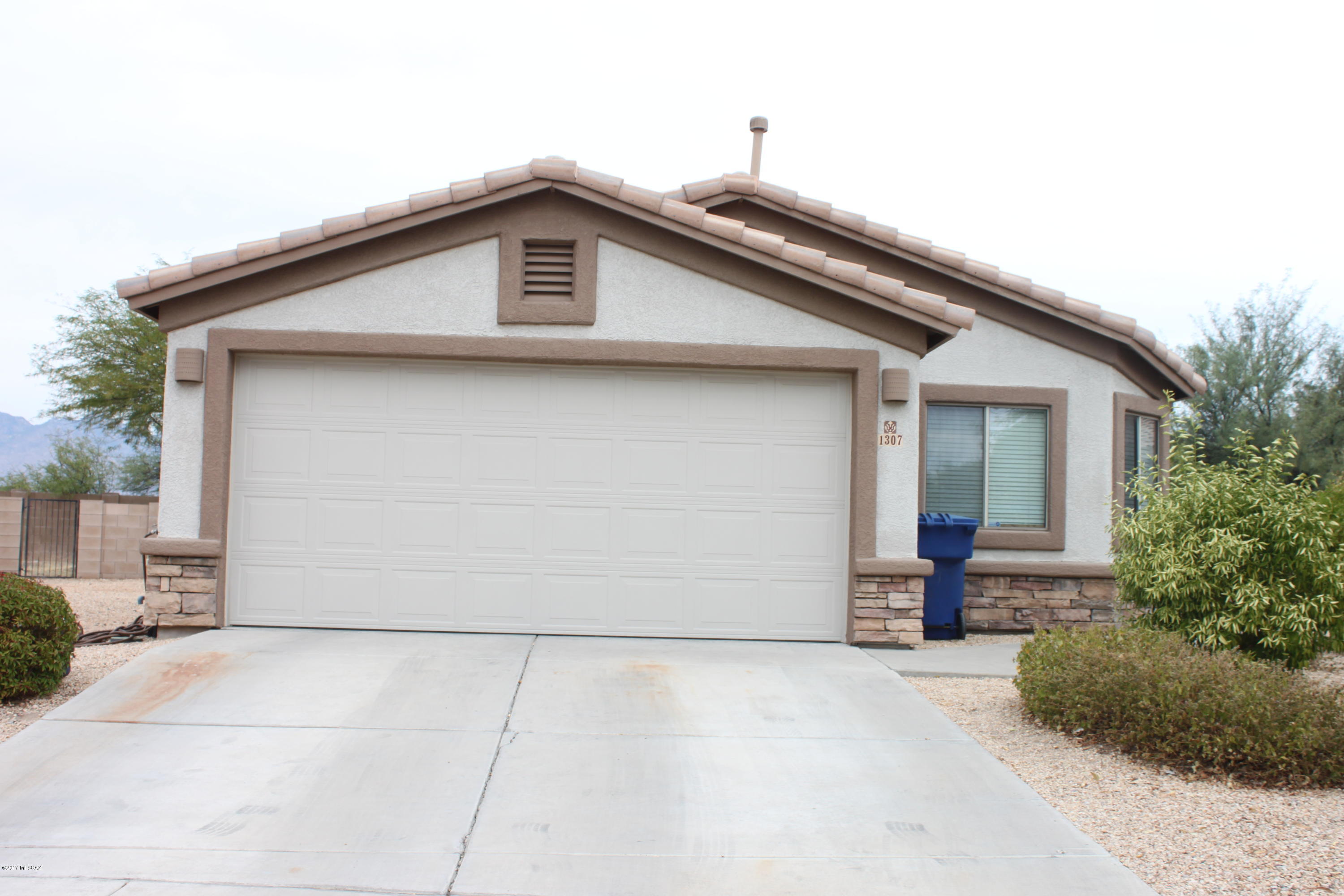 1307 S Bowline Court