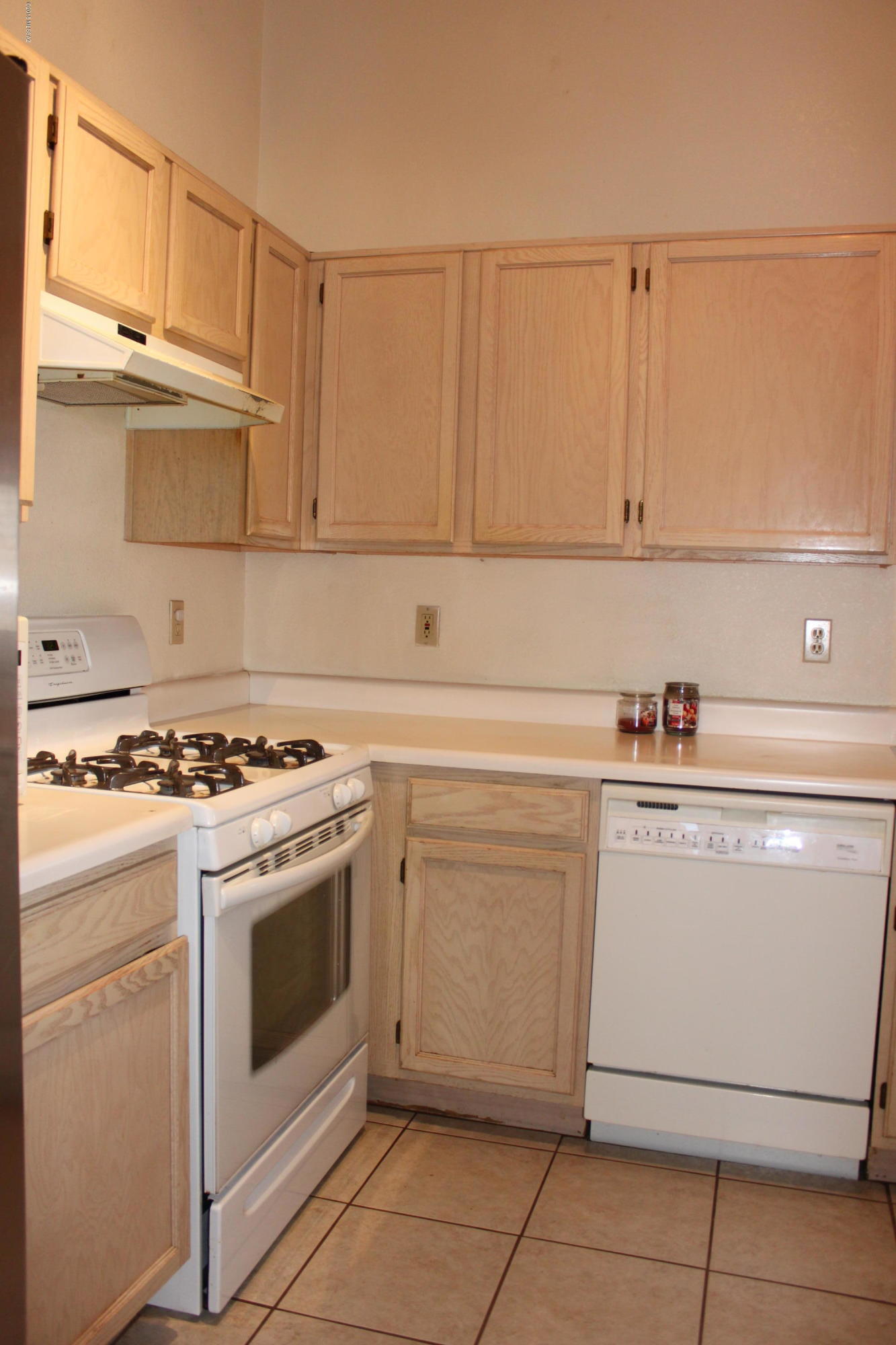 2810 W Calle De Rosita