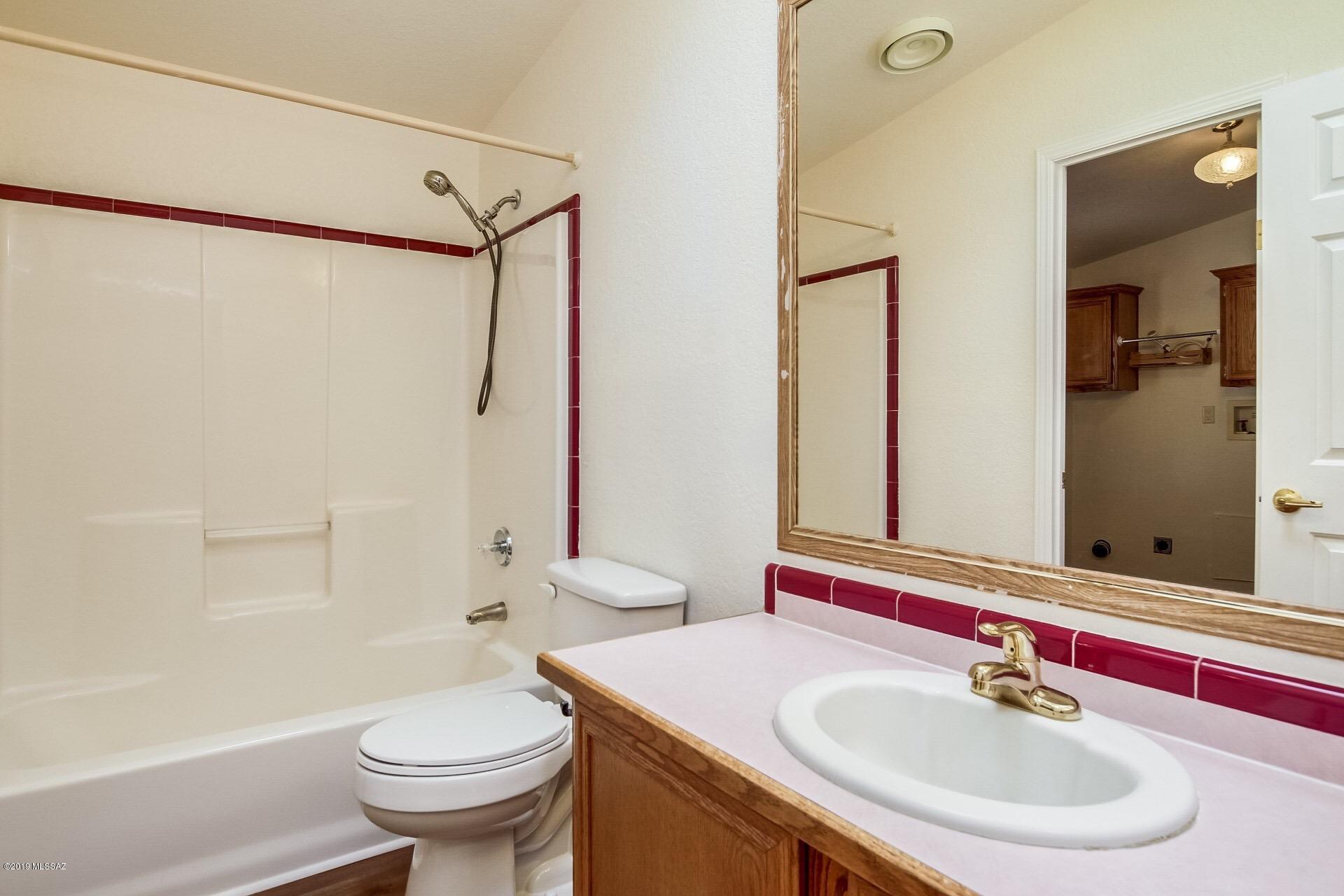 2915 W Via San Andrea