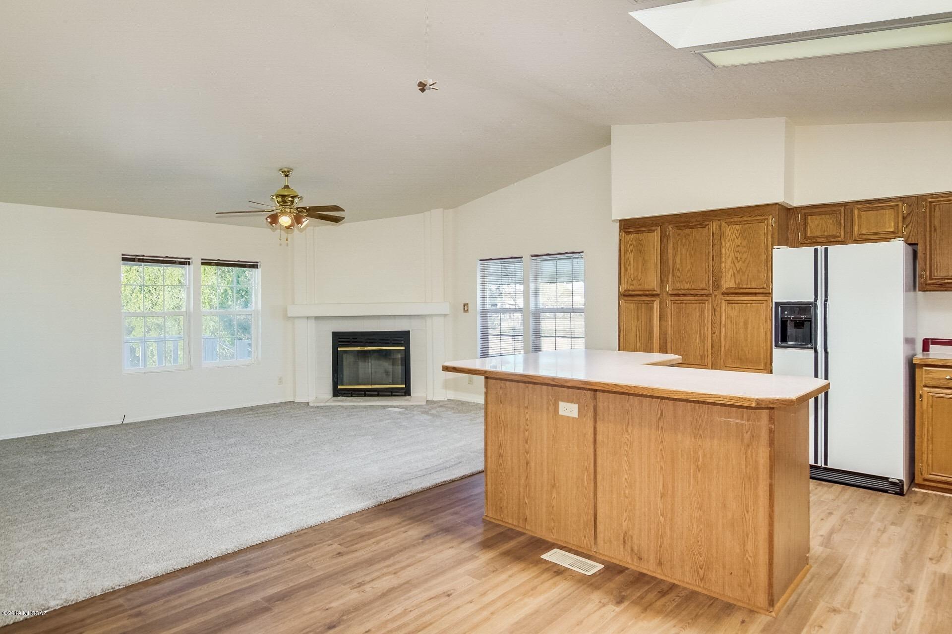 2915 W Via San Andrea