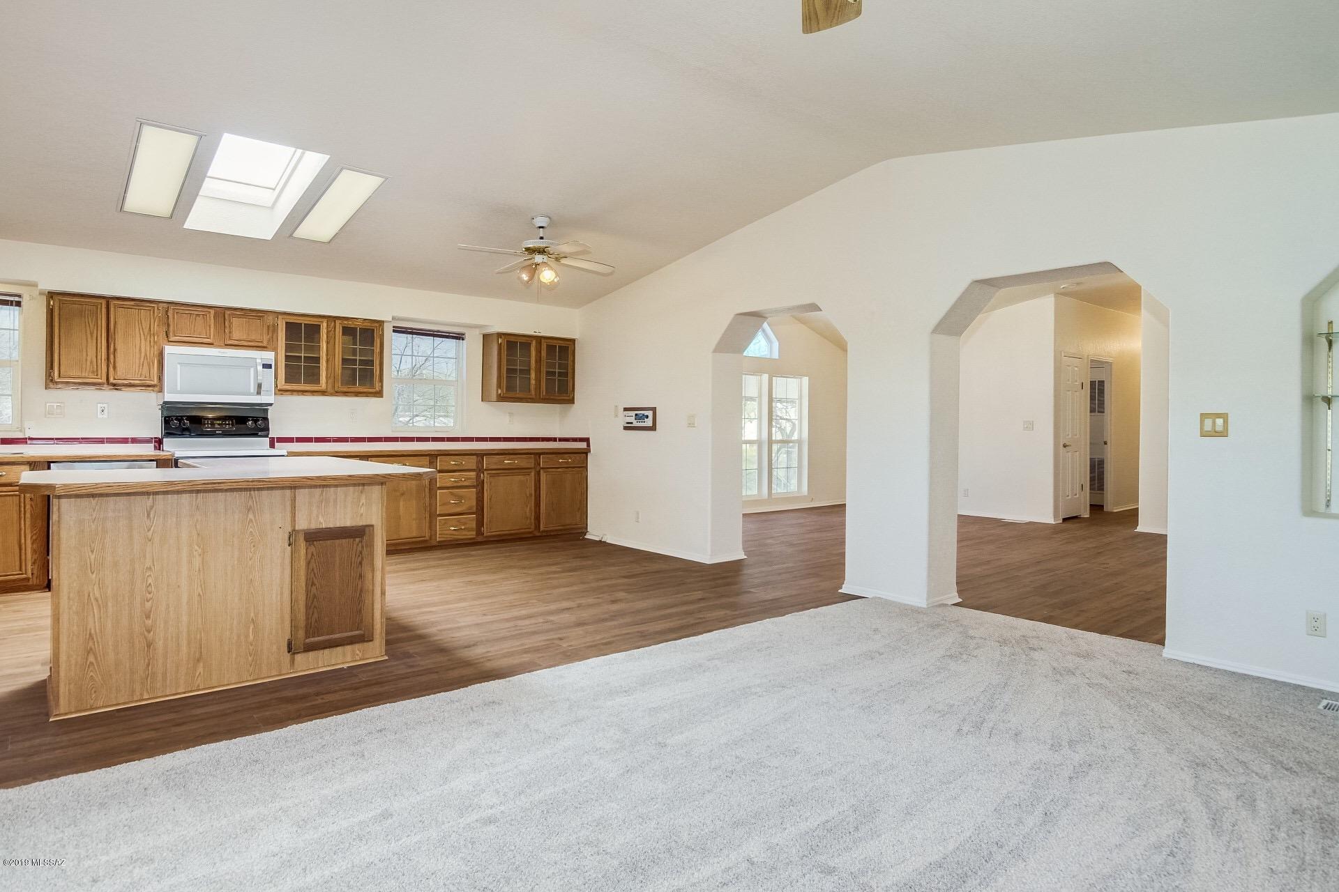 2915 W Via San Andrea