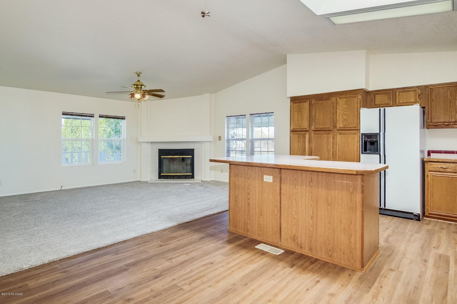 2915 W Via San Andrea