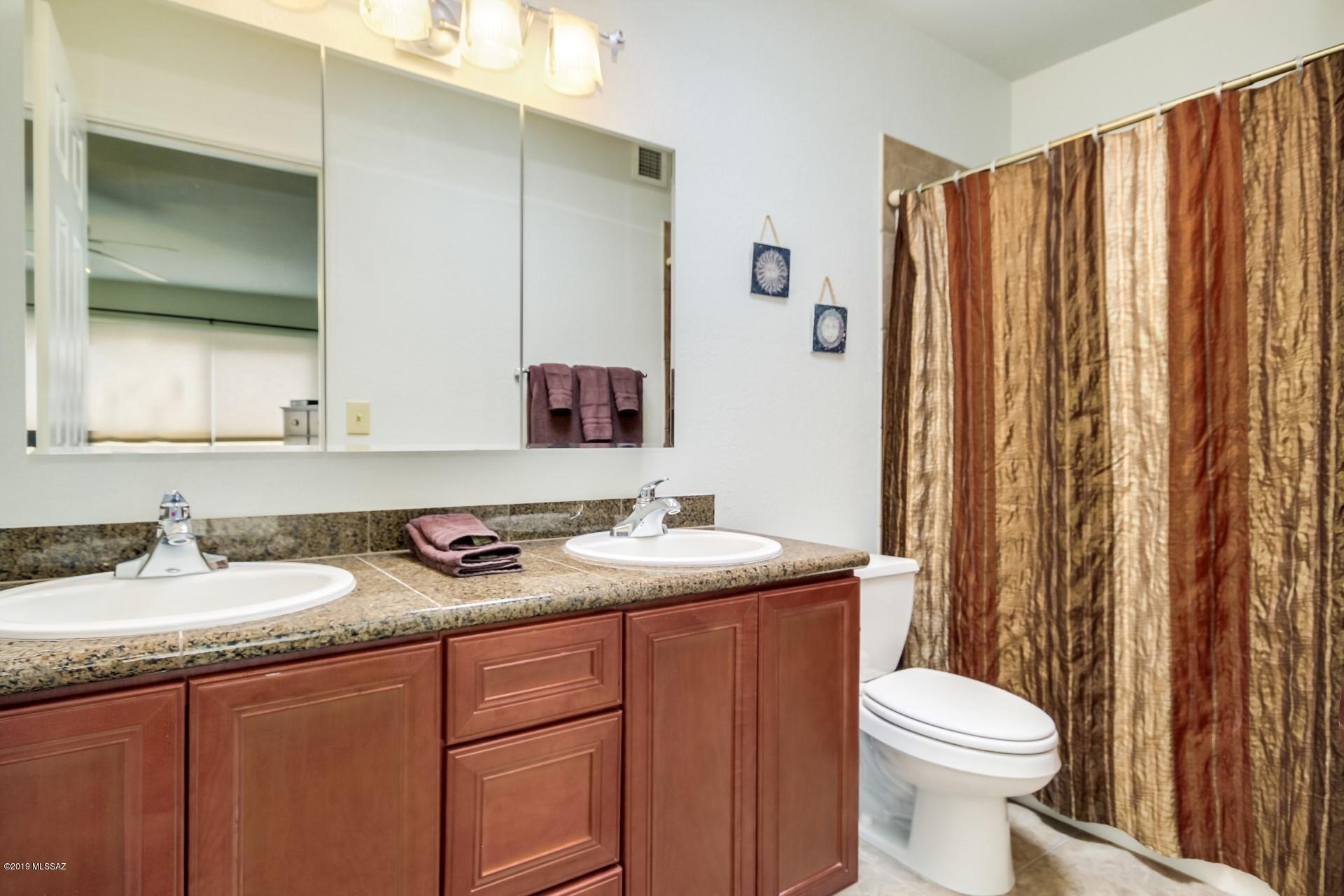 6255 N Camino Pimeria Alta Unit: 108