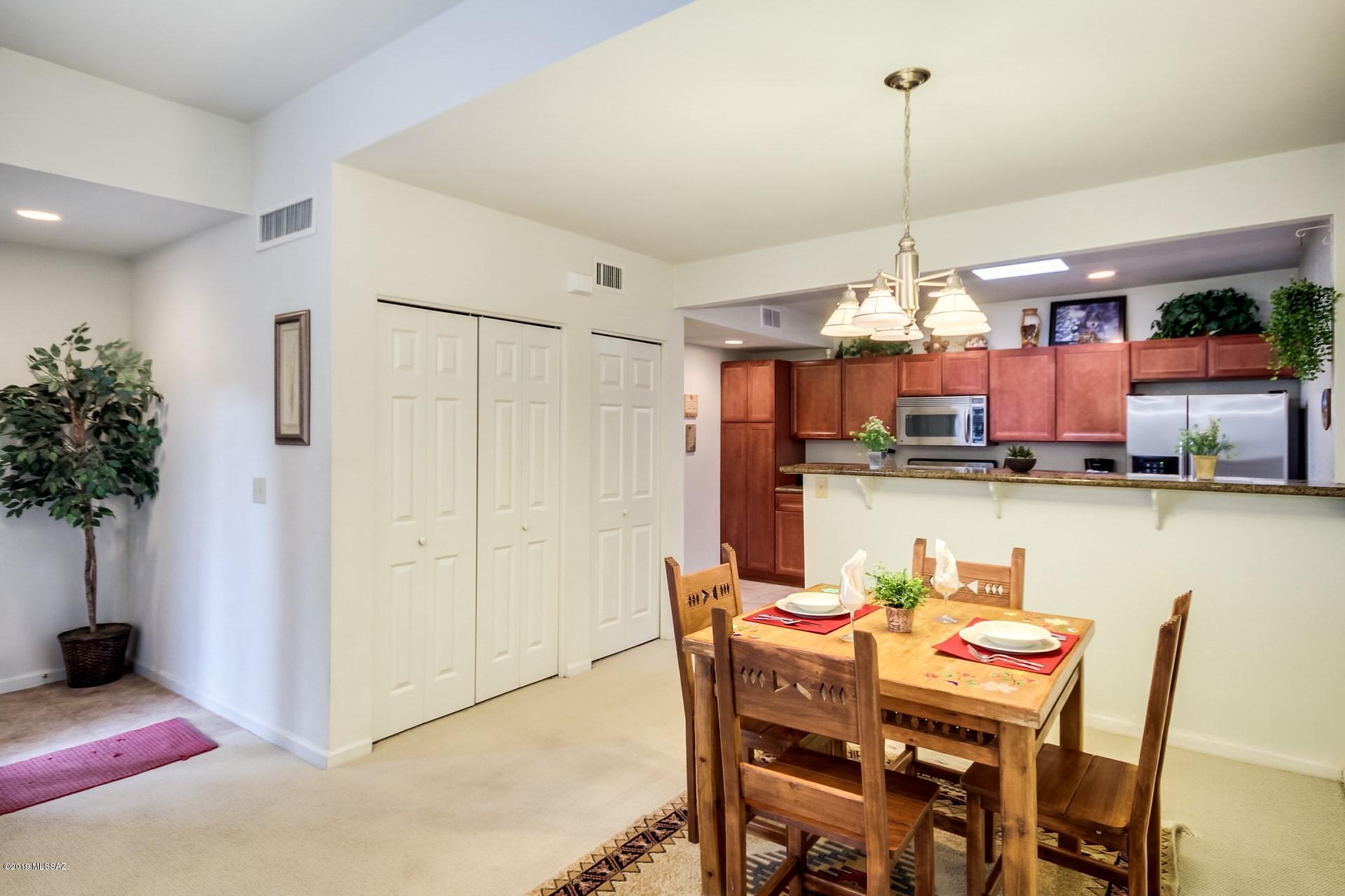 6255 N Camino Pimeria Alta Unit: 108