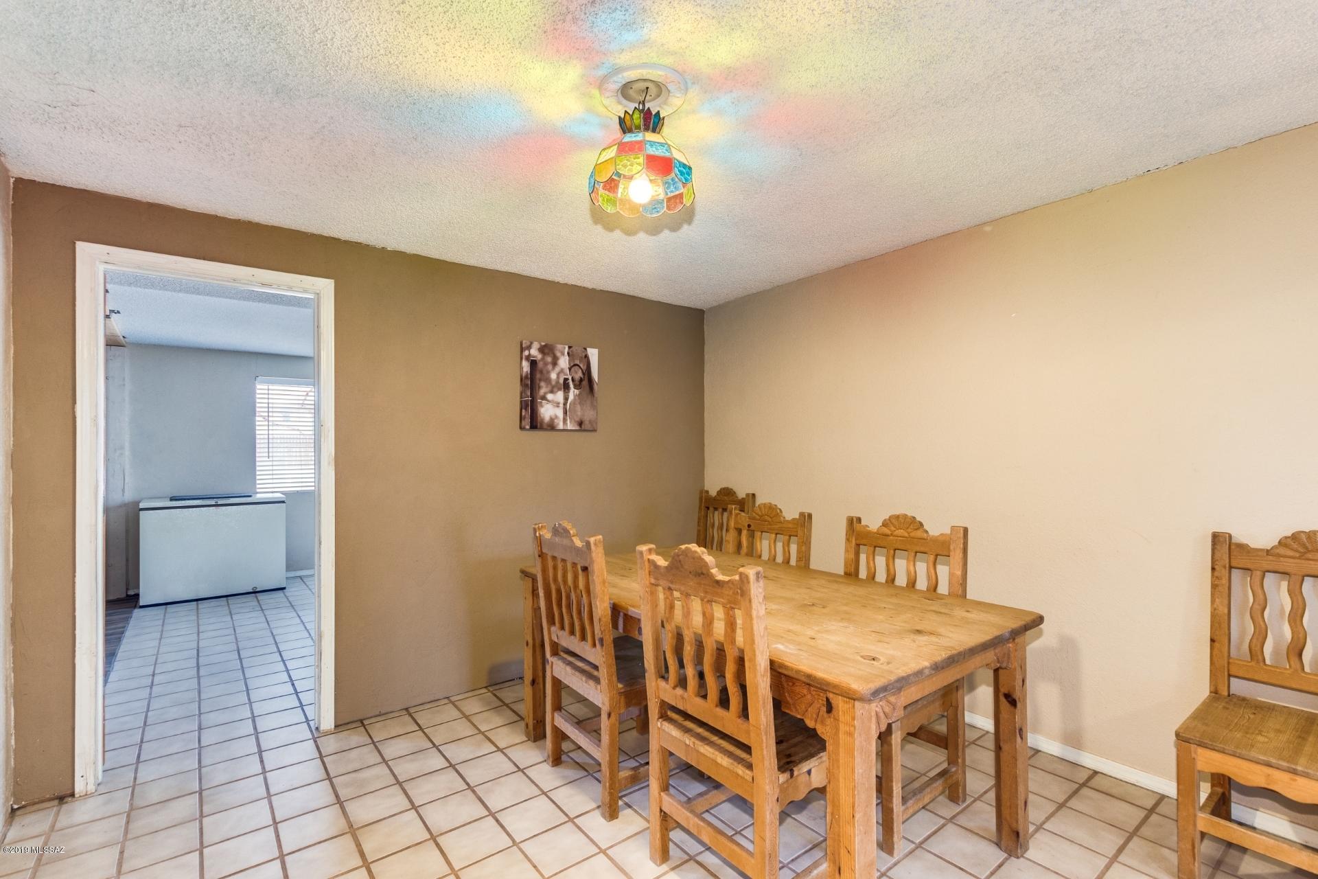 760 W Alturas Street