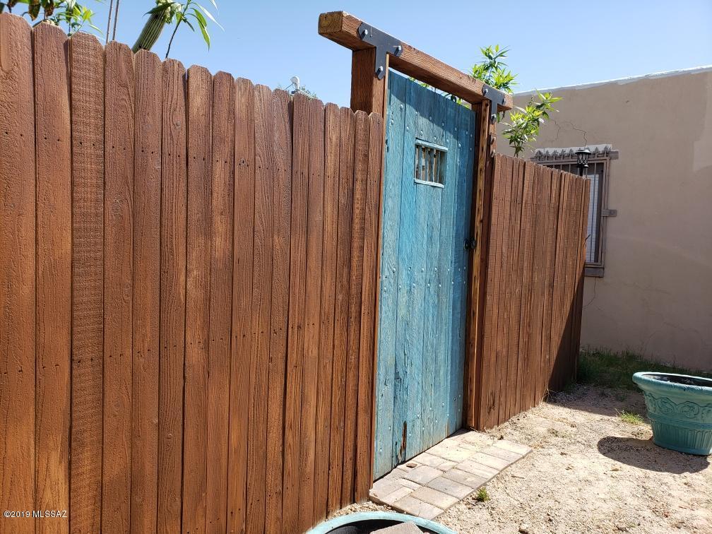 760 W Alturas Street