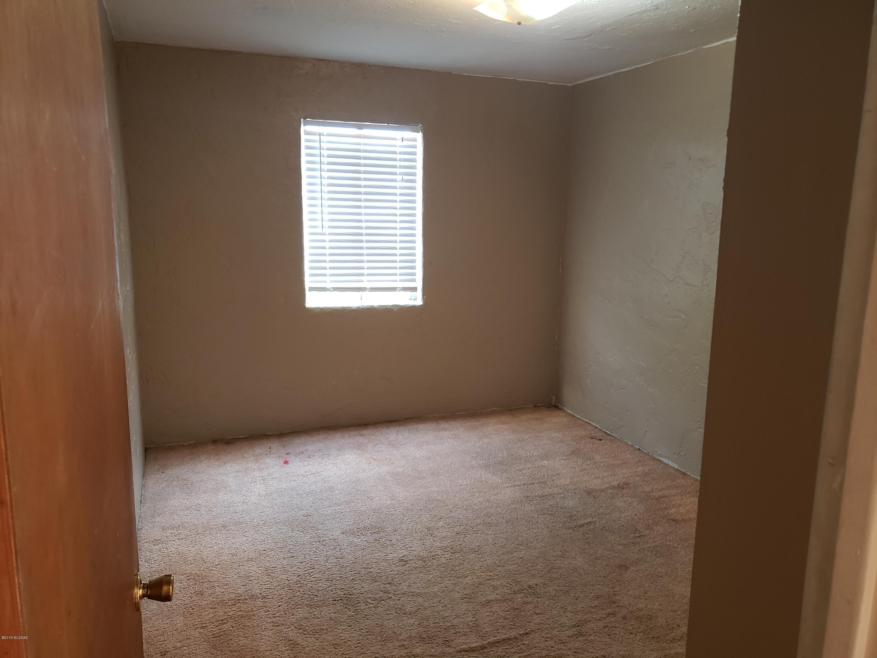 760 W Alturas Street