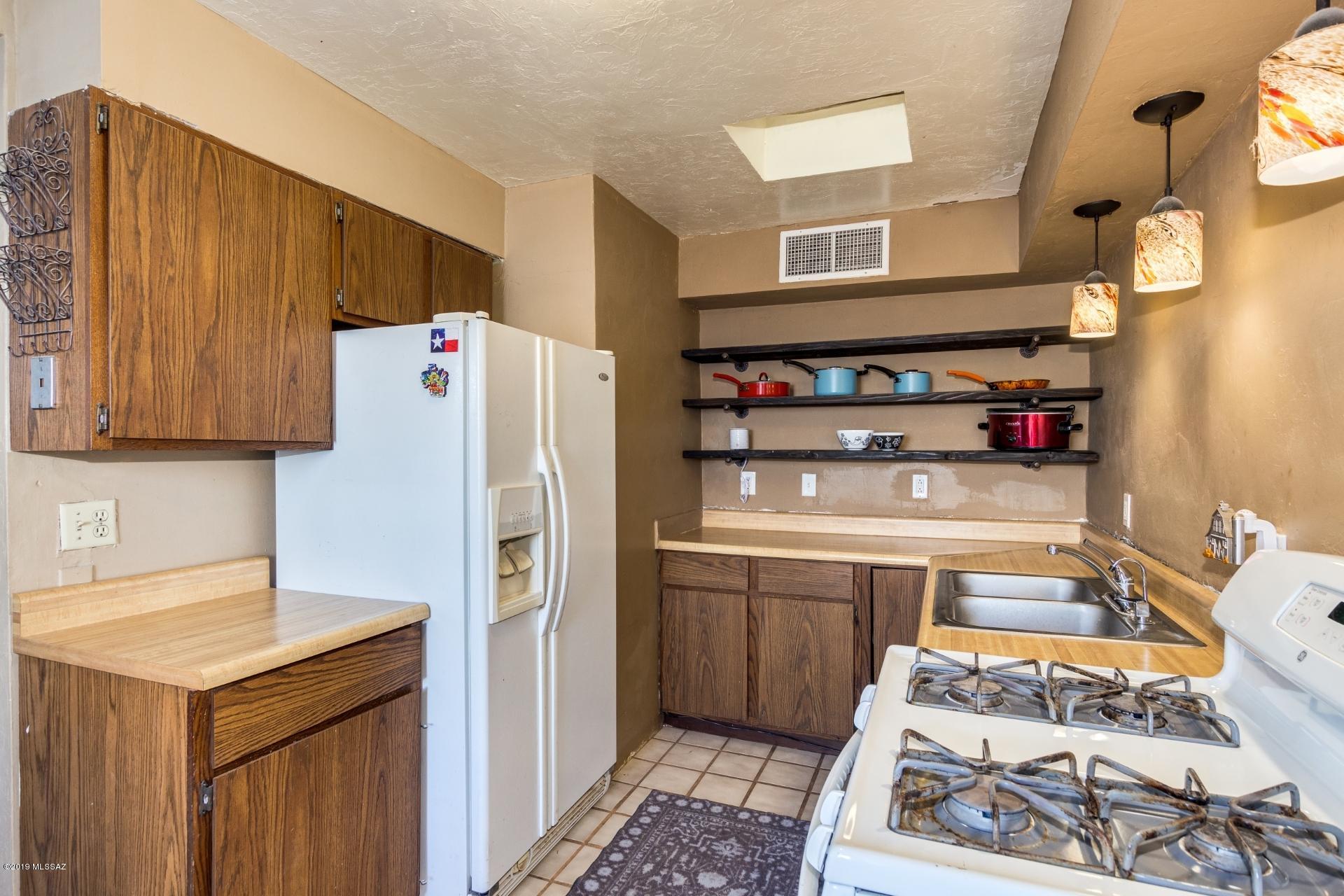 760 W Alturas Street