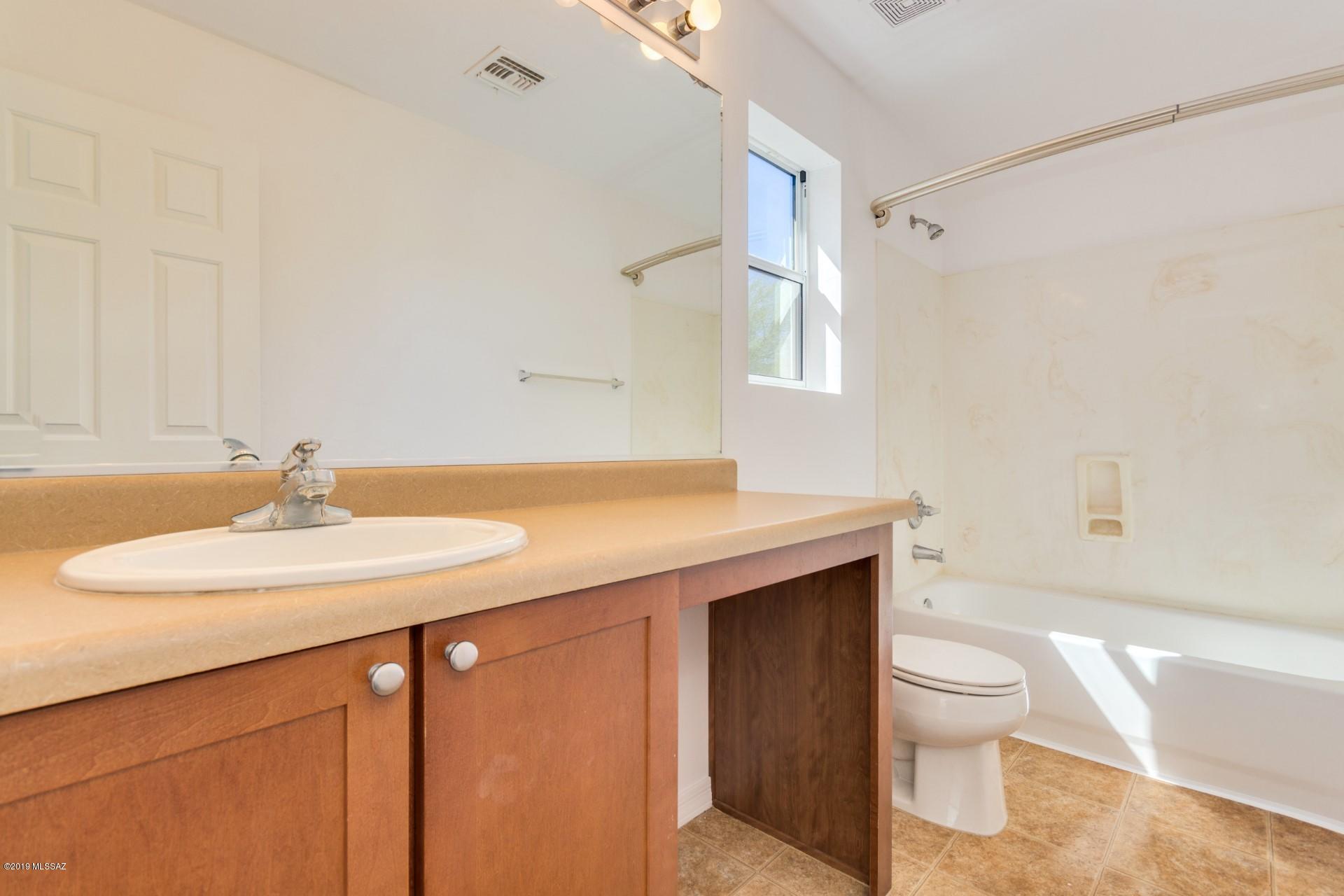 7628 E Desert Overlook Drive